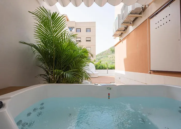 The Terraces Luxury Penthouses, 1d *