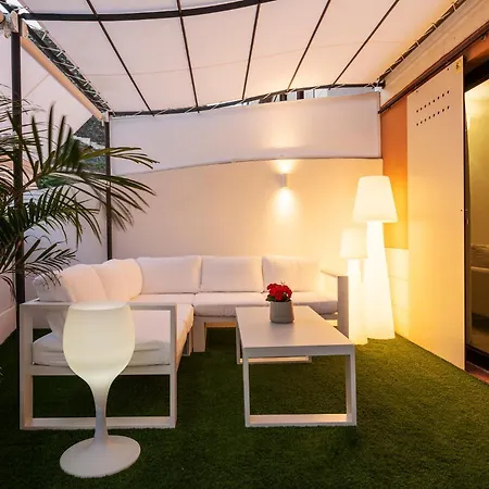The Terraces Luxury Penthouses, 1d アパート