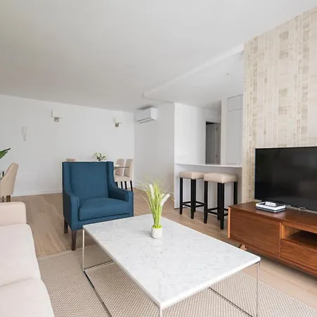 The Terraces Luxury Penthouses, 1d アパート