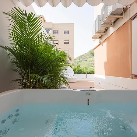 The Terraces Luxury Penthouses, 1d *